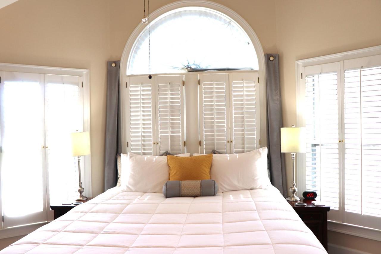 Pleasanton Courtyard Bed And Breakfast Fayetteville Exteriér fotografie